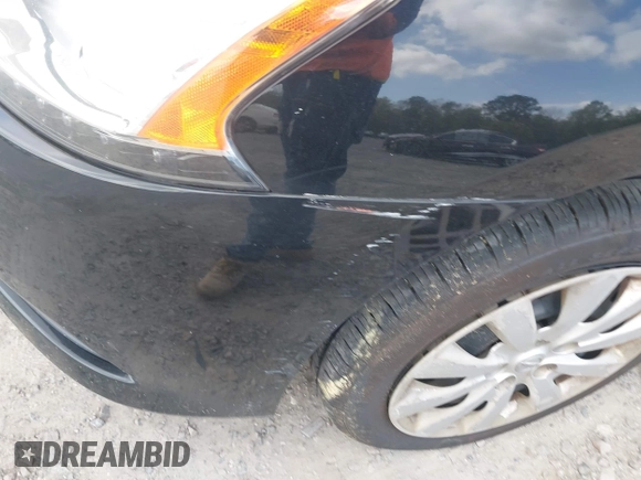 2015 Nissan Sentra SV with VIN 3N1AB7AP4FY368203, listed as a IAAI auction lot 41943298 with 115,375 mi miles. Bid and sale history available at carsss.com. Image 6.