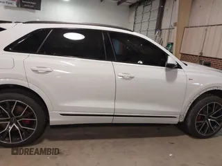 2021 Audi Q8 Prestige z VIN WA1FVAF18MD026128, wystawiony jako IAAI lot #41254457 z przebiegiem 67 148 mil mil oraz . Historia ofert i sprzedaży dostępna na DreamBid. Obrazek 13.