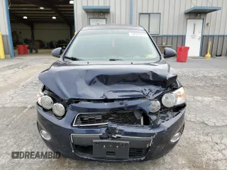 2015 Chevrolet Sonic LT with VIN 1G1JC5SH4F4187829, listed as a Copart auction lot 58529775 with 119,036 mi miles and Salvage title. Bid and sale history available at DreamBid. Image 5.