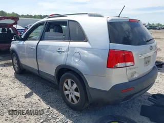 2012 Kia Sorento LX with VIN 5XYKT4A26CG292968, listed as a IAAI auction lot 42066841 with 215,295 mi miles. Bid and sale history available at carsss.com. Image 3.