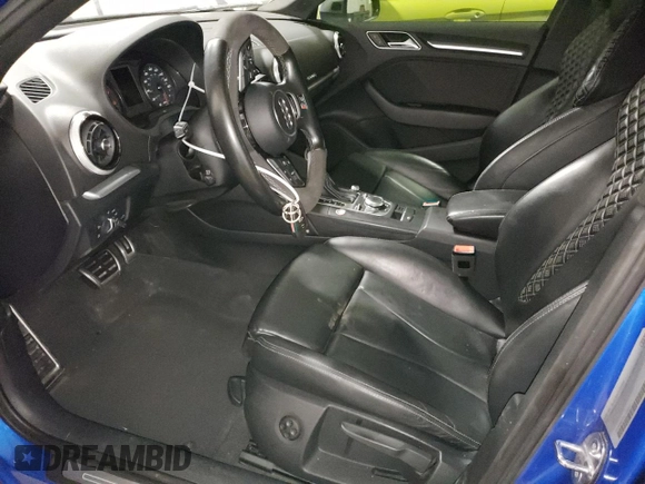 2018 Audi RS 3 z VIN WUABWGFF0J1902447, wystawiony jako Copart lot #68323604 z przebiegiem 95 354 mil mil oraz Szkoda całkowita • Salvage title. Historia ofert i sprzedaży dostępna na DreamBid. Obrazek 7.