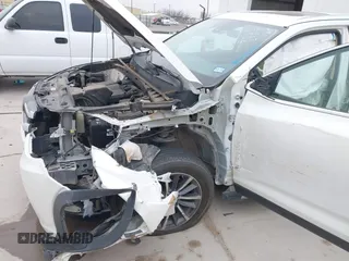 2019 Toyota Highlander SE with VIN 5TDKZRFH3KS366017, listed as a IAAI auction lot 40986322 with 67,313 mi miles and . Bid and sale history available at DreamBid. Image 6.