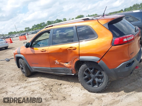 2015 Jeep Cherokee Trailhawk с VIN 1C4PJMBS8FW757154, выставлен на аукционе IAAI как лот 42591946 с пробегом 163 740 миль миль и . История ставок и продаж доступна на DreamBid. Изображение 14.