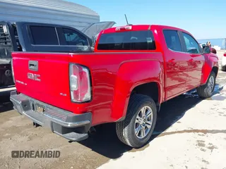 2020 GMC Canyon 2WD SLE with VIN 1GTG5CEN5L1120042, listed as a IAAI auction lot 41646040 with 66,787 mi miles. Bid and sale history available at carsss.com. Image 4.