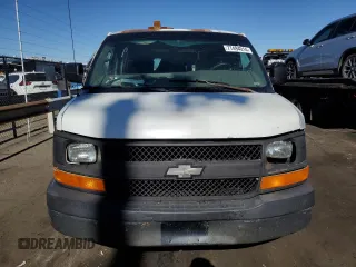 2005 Chevrolet Express Cargo z VIN 1GCFG15X751112877, wystawiony jako Copart lot #77494014 z przebiegiem 349 555 mil mil oraz Czysty tytuł • Clean title. Historia ofert i sprzedaży dostępna na DreamBid. Obrazek 5.