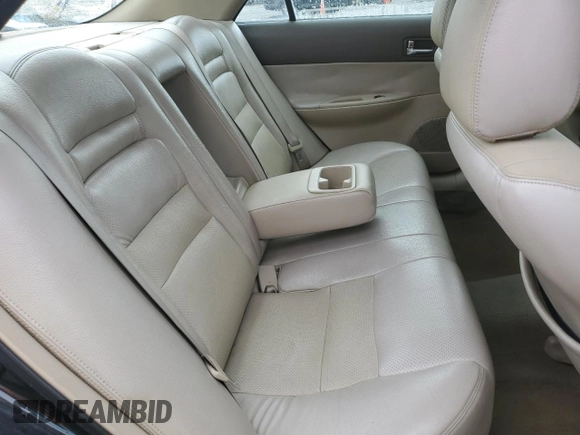 2004 Mazda Mazda6 s with VIN 1YVFP80D145N37390, listed as a Copart auction lot 81609884 with 236,675 mi miles and Salvage Title. Bid and sale history available at carsss.com. Image 10.