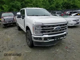 2024 Ford F-350 XL with VIN 1FT8W3BM2REE22287, listed as a Copart auction lot 58079025 with 11,384 mi miles and Salvage title. Bid and sale history available at DreamBid. Image 13.