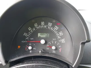 2003 Volkswagen Beetle GLX z VIN 3VWDD21C83M428634, wystawiony jako IAAI lot #42418633 z przebiegiem 188 472 mil mil oraz . Historia ofert i sprzedaży dostępna na DreamBid. Obrazek 7.