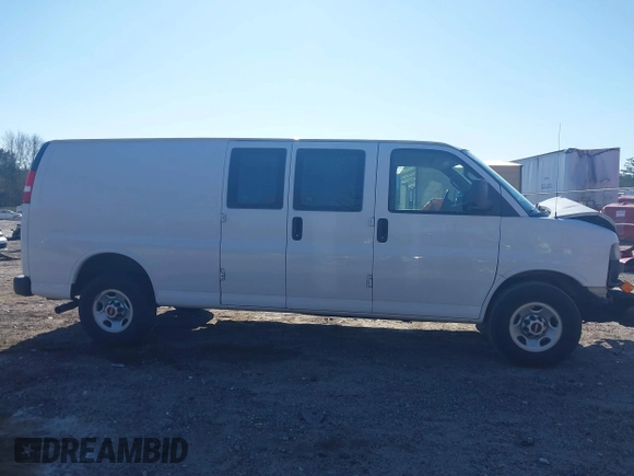2021 GMC Savana Cargo Van with VIN 1GTW7BF77M1163122, listed as a IAAI auction lot 41716607 with 90,950 mi miles. Bid and sale history available at carsss.com. Image 13.