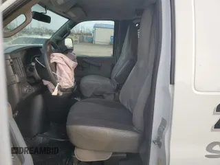 2019 Chevrolet Express Cargo Van with VIN 1GCWGAFG3K1229317, listed as a Copart auction lot 47428175 with 141,742 mi miles and Salvage Title. Bid and sale history available at carsss.com. Image 7.