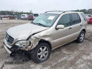 2003 Mercedes-Benz M-Class 3.2L with VIN 4JGAB54E43A383811, listed as a IAAI auction lot 41204136 with 209,327 mi miles. Bid and sale history available at carsss.com. Image 17.