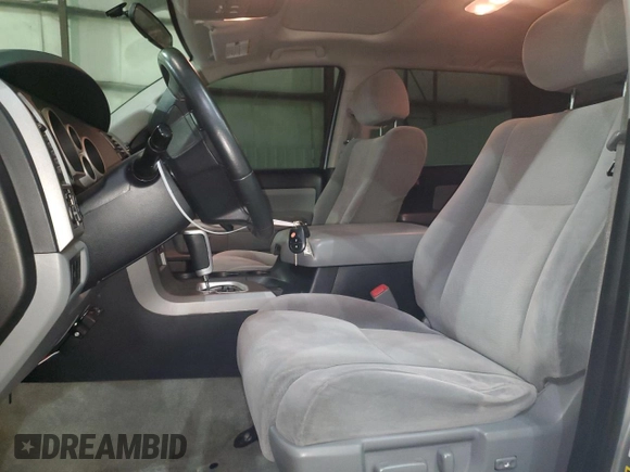 2010 Toyota Sequoia SR5 with VIN 5TDBW5G17AS026662, listed as a Copart auction lot 43907765 with 253,547 mi miles and Salvage Title. Bid and sale history available at carsss.com. Image 7.