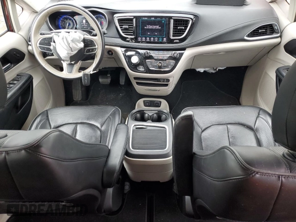 2020 Chrysler Pacifica Limited z VIN 2C4RC1GG6LR249971, wystawiony jako Copart lot #53976155 z przebiegiem 47 304 mil mil oraz Szkoda całkowita • Salvage title. Historia ofert i sprzedaży dostępna na DreamBid. Obrazek 8.