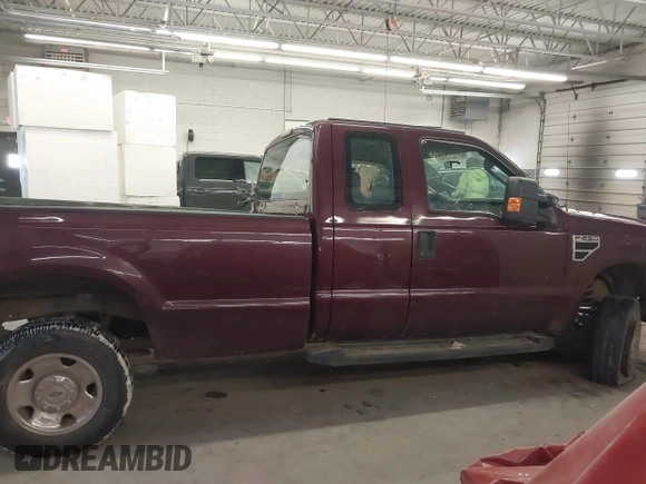 2008 Ford Super Duty F-250 SRW XL with VIN 1FTSX21YX8EB06622, listed as a IAAI auction lot 41264599 with 163,992 mi miles. Bid and sale history available at carsss.com. Image 12.