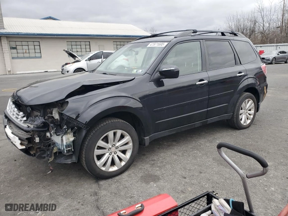2011 Subaru Forester 2.5X Limited with VIN JF2SHAEC3BH722417, listed as a Copart auction lot 47971695 with 190,902 mi miles and Salvage Title. Bid and sale history available at carsss.com. Image 1.