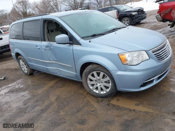 2013 Chrysler Town & Country Touring with VIN 2C4RC1BG7DR808372, listed as a IAAI auction lot 41752640 with 91,112 mi miles. Bid and sale history available at carsss.com. Image 1.