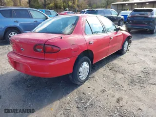 2001 Chevrolet Cavalier with VIN 1G1JC524417392460, listed as a IAAI auction lot 41066125 with 289,377 mi miles. Bid and sale history available at carsss.com. Image 4.