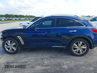 2015 Infiniti QX70 с VIN JN8CS1MU2FM380734, выставлен на аукционе IAAI как лот 42723003 с пробегом 175 469 миль миль и . История ставок и продаж доступна на DreamBid. Изображение 14.