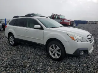 2014 Subaru Outback Limited with VIN 4S4BRCNC4E3213134, listed as a Copart auction lot 64635925 with 146,789 mi miles and Clean title. Bid and sale history available at DreamBid. Image 4.