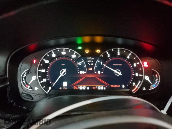 2018 BMW 5 Series 540i xDrive with VIN WBAJE7C59JWD52143, listed as a Copart auction lot 83438484 with 103,401 mi miles and Salvage title. Bid and sale history available at DreamBid. Image 9.