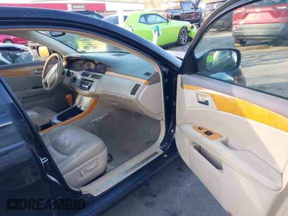 2007 Toyota Avalon XL with VIN 4T1BK36B77U176006, listed as a IAAI auction lot 41475789 with 315,525 mi miles. Bid and sale history available at carsss.com. Image 5.