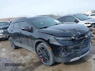 2021 Chevrolet Blazer LT z VIN 3GNKBJRS7MS529657, wystawiony jako IAAI lot #41646822 z przebiegiem 53 266 mil mil oraz . Historia ofert i sprzedaży dostępna na DreamBid. Obrazek 1.