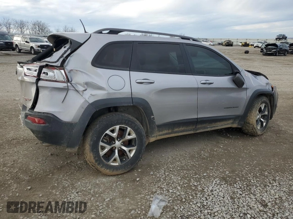 2017 Jeep Cherokee Trailhawk L Plus with VIN 1C4PJMBS3HD234705, listed as a Copart auction lot 85933164 with 205,471 mi miles and Clean Title. Bid and sale history available at carsss.com. Image 3.