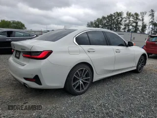 2021 BMW 3 Series 330i xDrive z VIN 3MW5R7J01M8C09484, wystawiony jako Copart lot #59128455 z przebiegiem 43 059 mil mil oraz Szkoda całkowita • Salvage title. Historia ofert i sprzedaży dostępna na DreamBid. Obrazek 3.