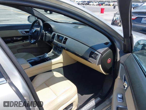 2014 Jaguar XF SC with VIN SAJWA0EX4E8U17743, listed as a IAAI auction lot 40046034 with 134,953 mi miles and . Bid and sale history available at DreamBid. Image 5.