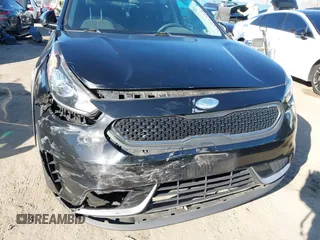 2019 Kia Niro LX with VIN KNDCB3LC4K5241497, listed as a IAAI auction lot 41670537 with 55,066 mi miles. Bid and sale history available at carsss.com. Image 6.