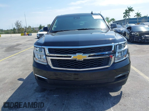 2018 Chevrolet Suburban LT z VIN 1GNSCHKC7JR111560, wystawiony jako IAAI lot #41823175 z przebiegiem 136 751 mil mil oraz . Historia ofert i sprzedaży dostępna na DreamBid. Obrazek 12.
