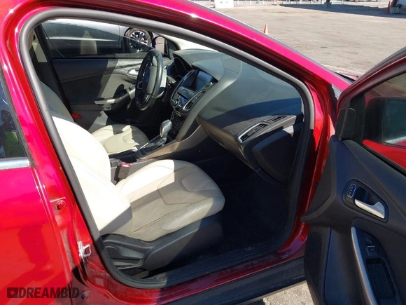 2015 Ford Focus Titanium with VIN 1FADP3N28FL215499, listed as a IAAI auction lot 41839092 with 152,102 mi miles. Bid and sale history available at carsss.com. Image 5.