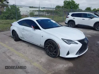 2019 Lexus RC 350 z VIN JTHHZ5BC7K5019694, wystawiony jako IAAI lot #41899775 z przebiegiem 97 766 mil mil oraz . Historia ofert i sprzedaży dostępna na DreamBid. Obrazek 1.