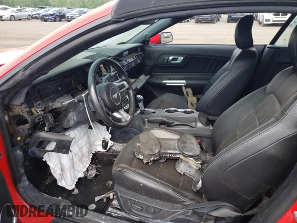 2022 Ford Mustang EcoBoost z VIN 1FATP8UH7N5115931, wystawiony jako Copart lot #60545995 z przebiegiem Nie podano mil oraz Szkoda całkowita • Salvage title. Historia ofert i sprzedaży dostępna na DreamBid. Obrazek 7.