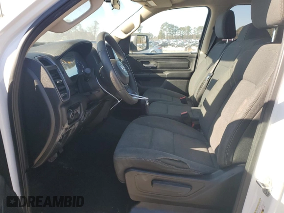 2019 Ram 1500 Tradesman z VIN 1C6RRECT3KN628017, wystawiony jako Copart lot #43822645 z przebiegiem 133 384 mil mil oraz Szkoda całkowita • Salvage title. Historia ofert i sprzedaży dostępna na DreamBid. Obrazek 7.