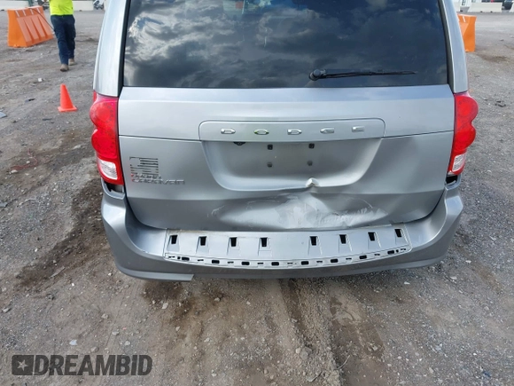 2016 Dodge Grand Caravan SXT with VIN 2C4RDGCG4GR401113, listed as a IAAI auction lot 41943906 with 93,208 mi miles. Bid and sale history available at carsss.com. Image 6.