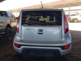 2012 Kia Soul with VIN KNDJT2A59C7400121, listed as a IAAI auction lot 42058012 with 83,059 mi miles. Bid and sale history available at carsss.com. Image 16.