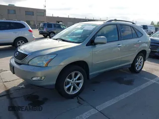 2008 Lexus RX with VIN 2T2HK31U68C090638, listed as a IAAI auction lot 42136578 with 97,610 mi miles. Bid and sale history available at carsss.com. Image 17.