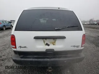 1998 Plymouth Voyager SE z VIN 2P4GP4436WR761213, wystawiony jako Copart lot #88697275 z przebiegiem 126 861 mil mil oraz Szkoda całkowita • Salvage title. Historia ofert i sprzedaży dostępna na DreamBid. Obrazek 6.
