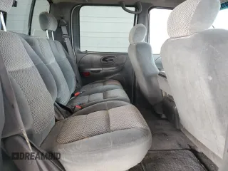 2001 Ford F-150 XLT с VIN 1FTRW07L01KA04562, выставлен на аукционе Copart как лот 52741935 с пробегом 288 598 миль миль и Списание • Salvage title. История ставок и продаж доступна на DreamBid. Изображение 10.