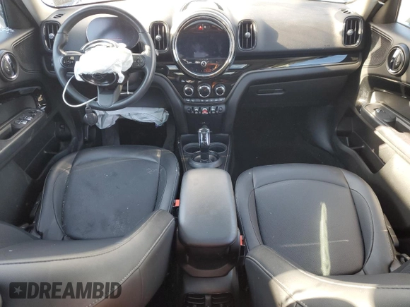 2022 MINI Countryman Cooper z VIN WMZ43BR01N3N70246, wystawiony jako Copart lot #84840724 z przebiegiem 63 433 mil mil oraz Szkoda całkowita • Salvage title. Historia ofert i sprzedaży dostępna na DreamBid. Obrazek 8.