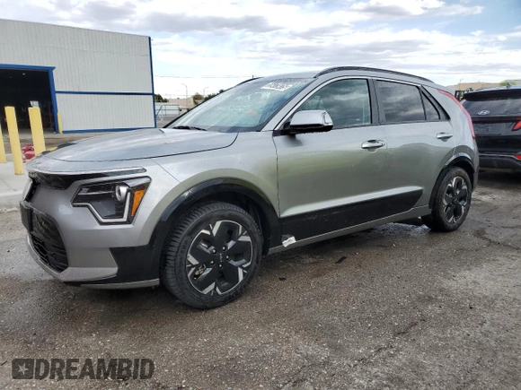 2023 Kia Niro Wind with VIN KNDCR3L16P5033560, listed as a Copart auction lot 55473475 with 34,253 mi miles and Clean Title. Bid and sale history available at carsss.com. Image 1.