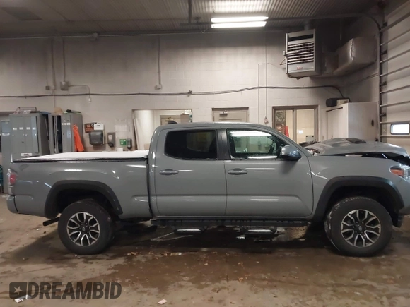 2021 Toyota Tacoma 4WD SR5 with VIN 3TMDZ5BNXMM111204, listed as a IAAI auction lot 41308159 with 46,024 mi miles. Bid and sale history available at carsss.com. Image 13.