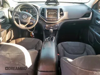 2016 Jeep Cherokee Latitude with VIN 1C4PJLCS3GW288176, listed as a Copart auction lot 52013625 with 153,786 mi miles and Salvage title. Bid and sale history available at DreamBid. Image 8.