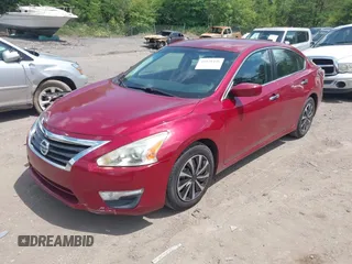 2015 Nissan Altima 2.5 z VIN 1N4AL3AP2FN886302, wystawiony jako IAAI lot #42178436 z przebiegiem 236 061 mil mil oraz . Historia ofert i sprzedaży dostępna na DreamBid. Obrazek 2.