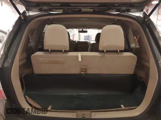2008 Toyota Highlander Hybrid with VIN JTEEW41A382010228, listed as a IAAI auction lot 41714620 with 152,323 mi miles. Bid and sale history available at carsss.com. Image 12.