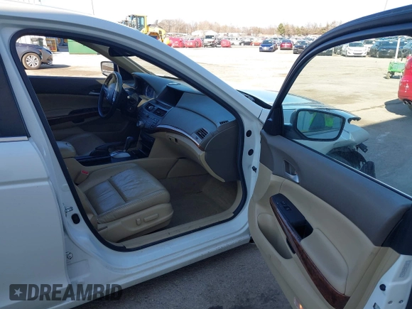 2010 Honda Accord Sdn EX-L with VIN 1HGCP3F86AA021164, listed as a IAAI auction lot 41822895 with 152,885 mi miles. Bid and sale history available at carsss.com. Image 5.