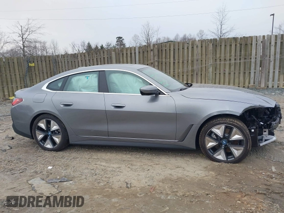 2024 BMW i4 eDrive35 z VIN WBY43AW05RFT22034, wystawiony jako IAAI lot #41545162 z przebiegiem 1499 mil mil oraz . Historia ofert i sprzedaży dostępna na DreamBid. Obrazek 13.