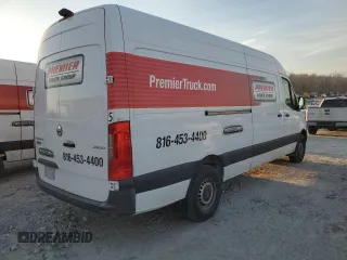 2019 Freightliner Sprinter z VIN WDRPF1CD3KP106454, wystawiony jako Copart lot #47475935 z przebiegiem 235 001 mil mil oraz Tytuł czysty. Historia ofert i sprzedaży dostępna na DreamBid. Obrazek 3.