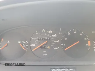 1987 Porsche 944 z VIN WP0AB0948HN473051, wystawiony jako Copart lot #73666654 z przebiegiem 82 580 mil mil oraz Szkoda całkowita • Salvage title. Historia ofert i sprzedaży dostępna na DreamBid. Obrazek 9.